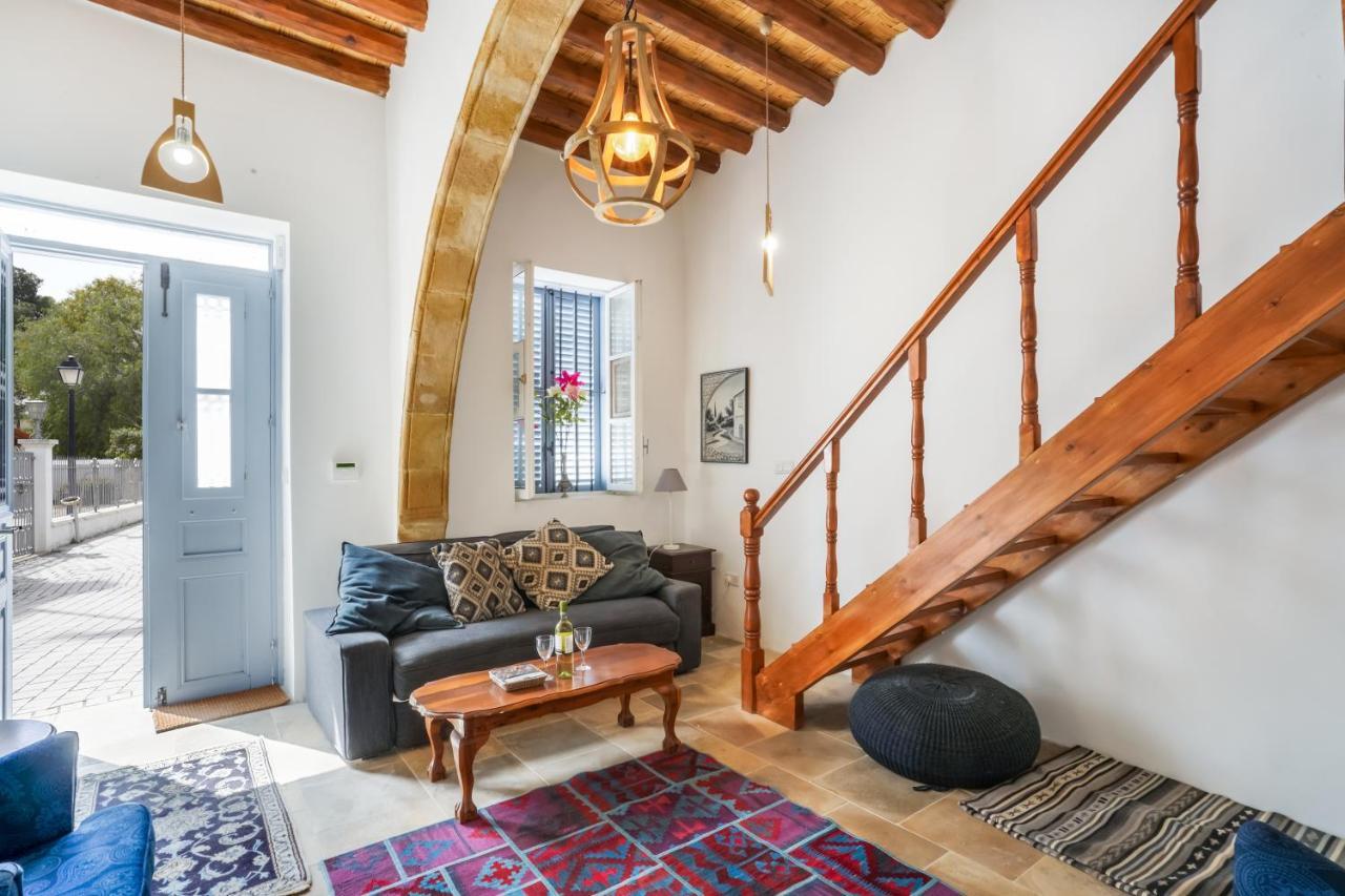 To Hani - Kamara Maisonette Никозия Екстериор снимка